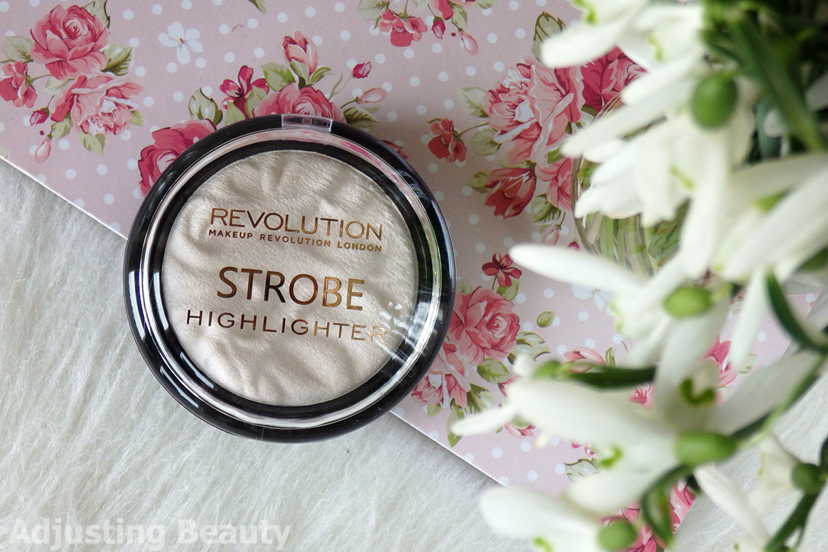Review Makeup Revolution Strobe Highlighter Ever Glow Lights
