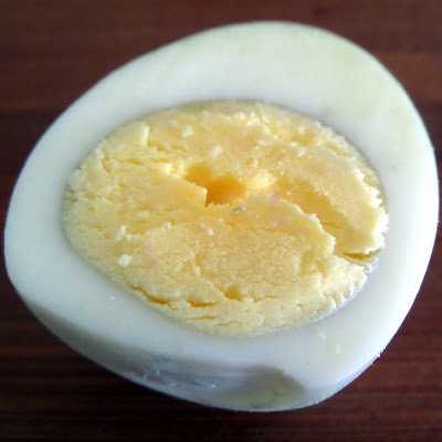 How to Hard Boil Eggs:  A simple tutorial on how to hard boil eggs. 