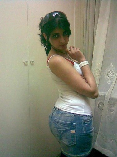 Arabian Young Girls Hot Photoshoot