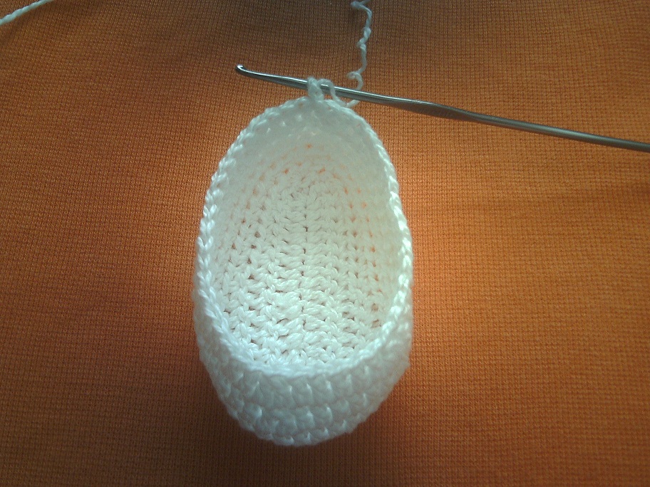 sapatinho de crochê para boneca