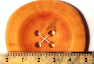 Wooden Buttons - Boutons en Bois