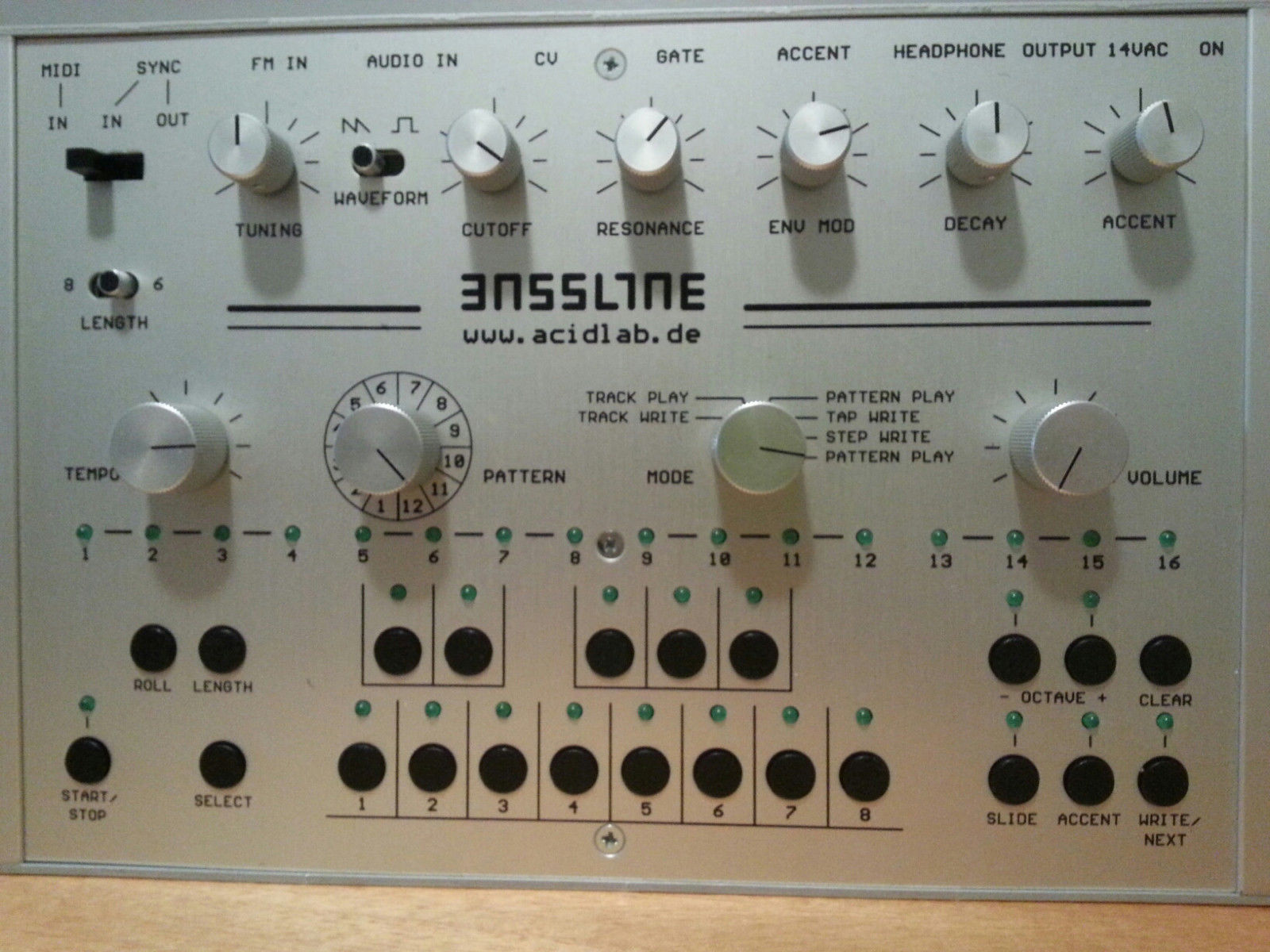 MATRIXSYNTH Acidlab Bassline 2 Synthesizer Roland TB303 Clone