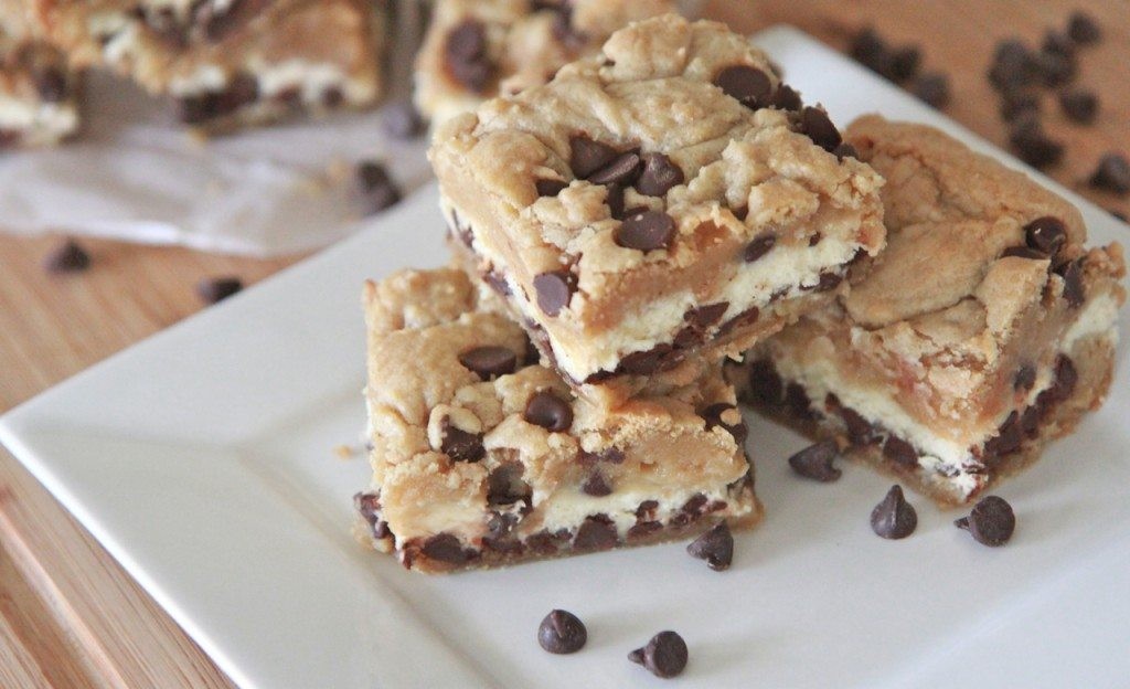 How To Make Chocolate Chip Cookie Dough Cream Cheese Bars Recipes