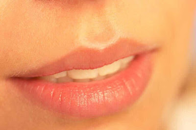 Petua Untuk Menjaga Bibir