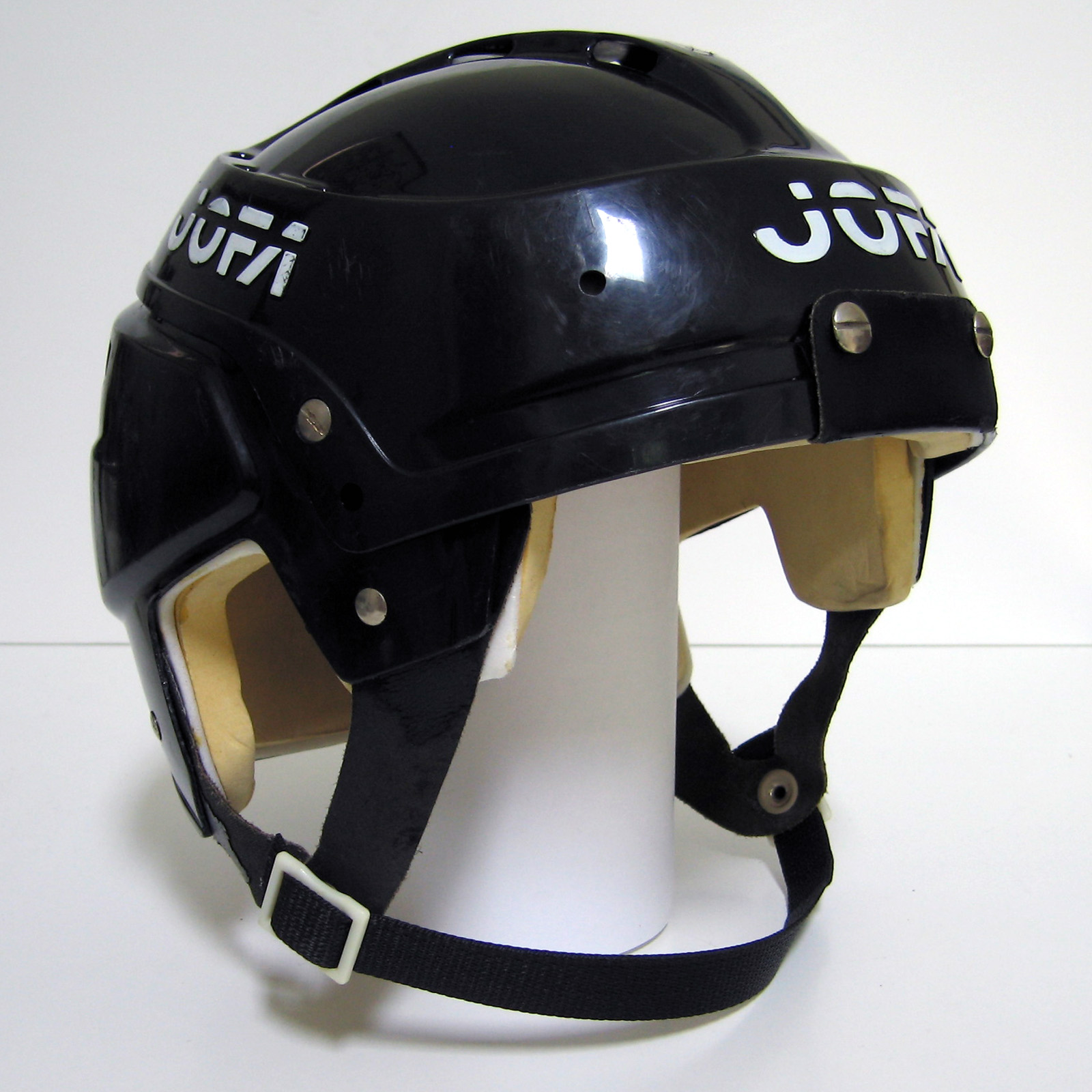 jofa-helmets-halos-of-hockey-the-jofa-366-prototype