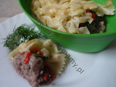 Zapiekanka z mięsa i makaronu Zapiekanka z mięsa i makaronu