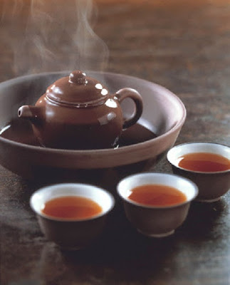Nên uống trà sâm Ngọc Linh vào những thời điểm ban ngày