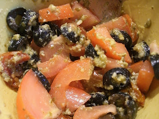 K%25C3%25B6ttf%25C3%25A4rss%25C3%25A5s%2Bmed%2Bgr%25C3%25B6nsaker%2Boch%2Bpesto%2B%25281%2529 - Köttfärssås med grönsaker och pesto