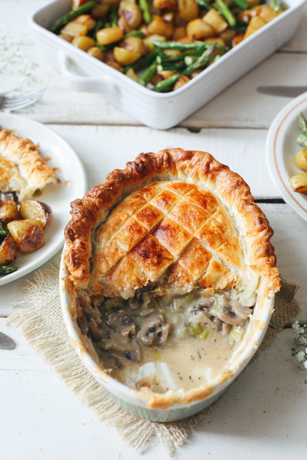 Mushroom And Leek Pie: Vegan Dinner Recipe Ideas Mushroom And Leek Pie