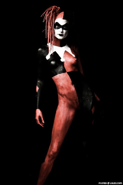 Harley Quinn cosplay nude bodypaint