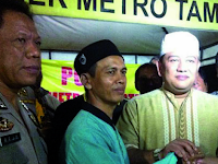 Muslim Korban Kebakaran Tamansari Sholat di Dalam Gereja Muslim Korban Kebakaran Tamansari Sholat di Dalam Gereja