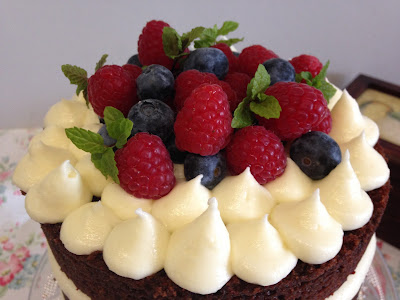 Red velvet con Frutos Rojos