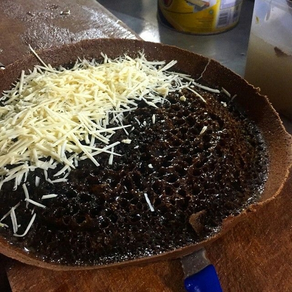 Membuat Martabak Ketan Hitam | resep martabak ketan hitam manis topping keju nutella Membuat Martabak Ketan Hitam | resep martabak ketan hitam manis topping keju nutella
