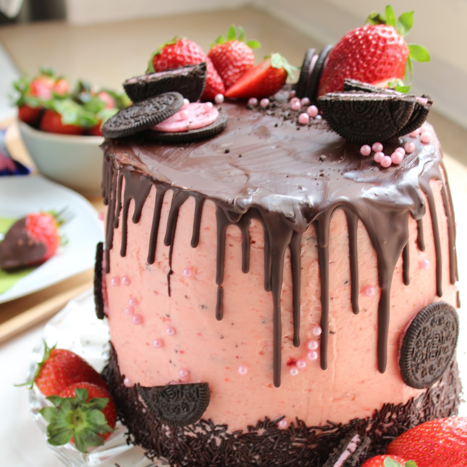 Erdbeer-Schokoladen-Torte mit Strawberry Cream Oreos ~ Veg mit dem Fleisch