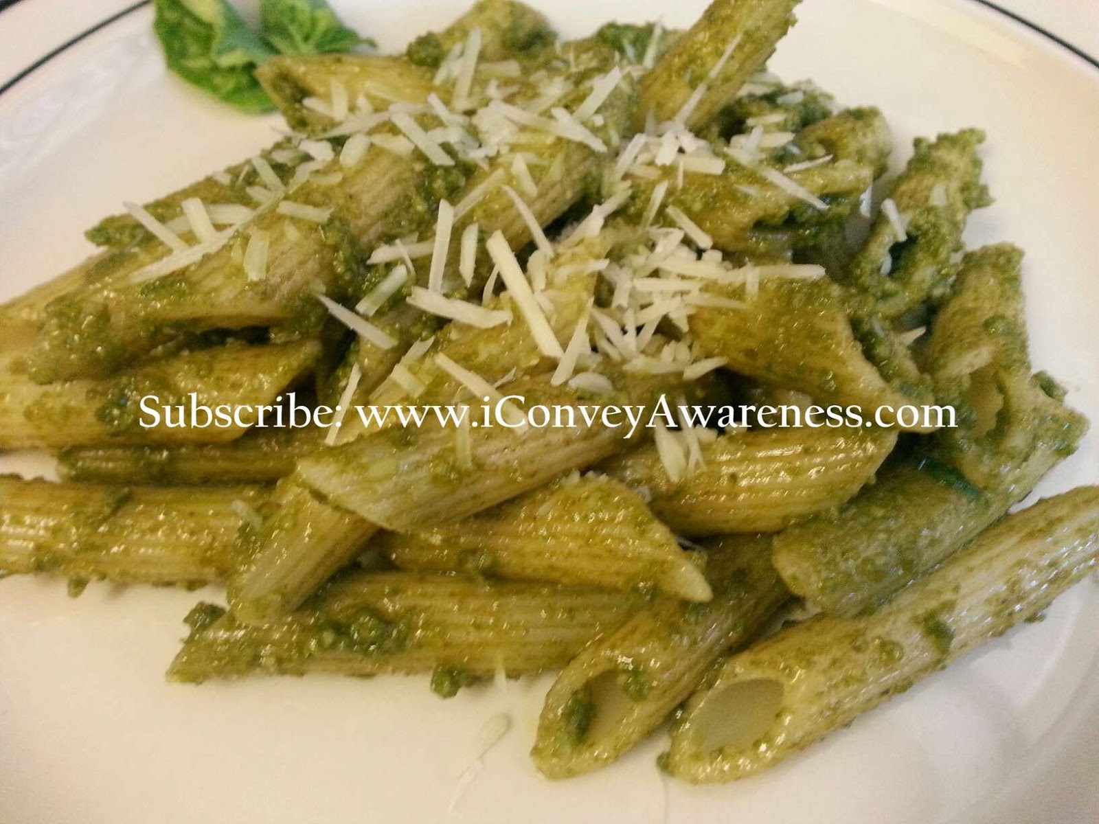 Conveying Awareness with Jessica David YUMO! Pesto in the Vitamix!