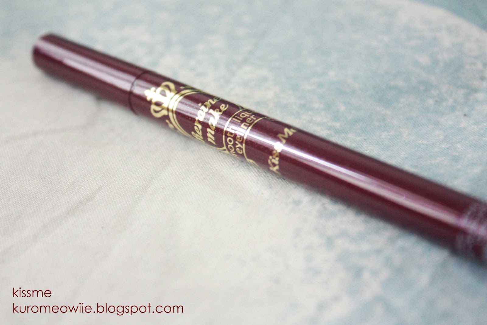 Sakura Reviews Kiss Me Smooth Liquid Eye liner
