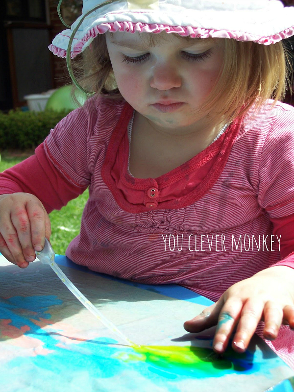 BIG Art - 30+ ideas for different BIG art projects for children to try at home or at school | you clever monkey