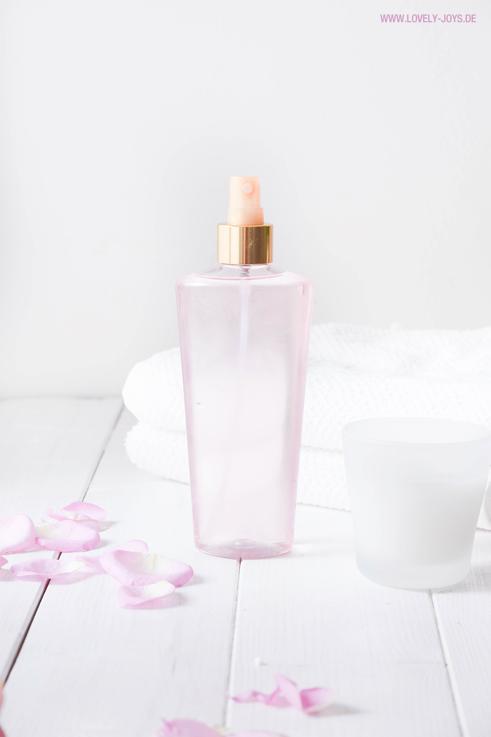 Rosenwasser Gesundheit und Hautpflege Body Spray selber herstellen Rosenwasser Gesundheit und Hautpflege Body Spray selber herstellen