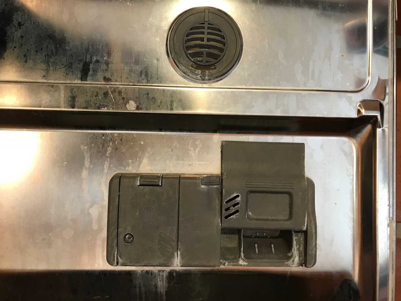 TOPONAUTIC Outdoor NewsEventsRecipes LG DISHWASHER Soap Dispenser