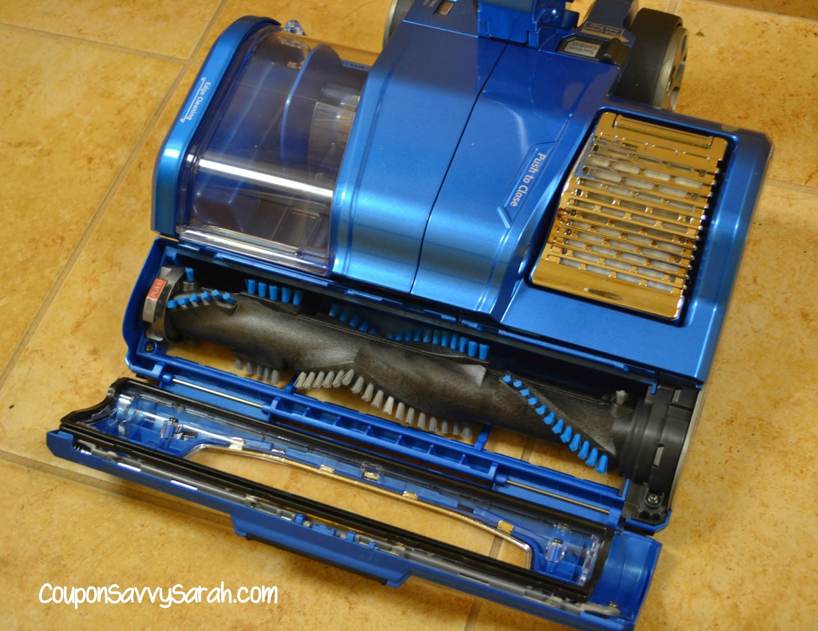 Coupon Savvy Sarah Shark Rocket® Powerhead Vacuum Review Lightweight