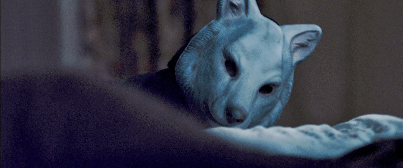 Film Reviews from the Cosmic Catacombs: You're Next (2011) Review