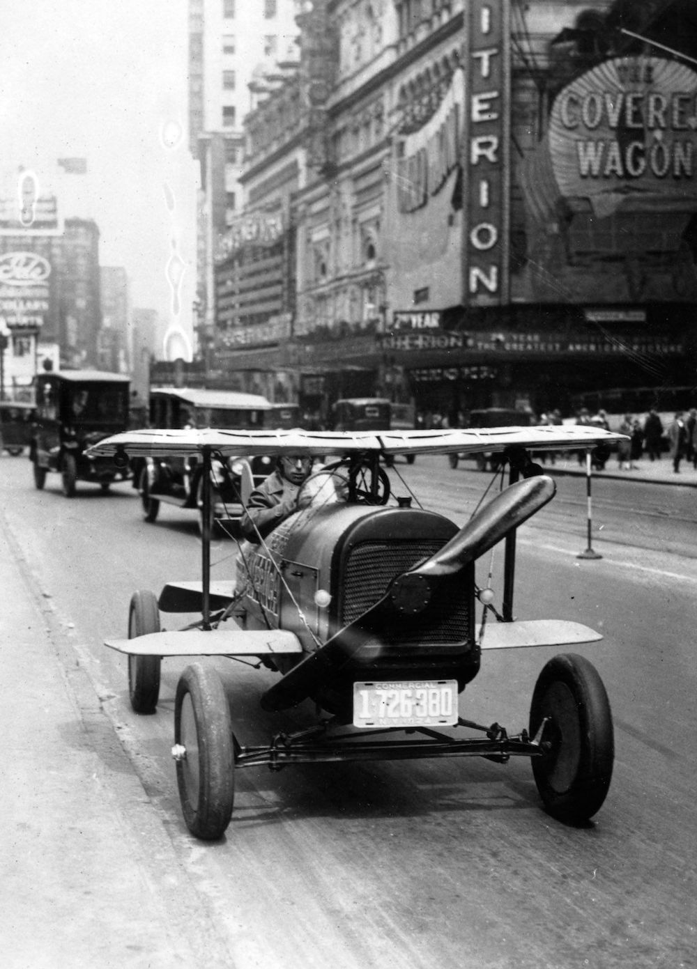 Vintage Photos of 12 Cool Flying Cars That Really Existed in the Past