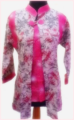 Model baju batik wanita modern warna pink