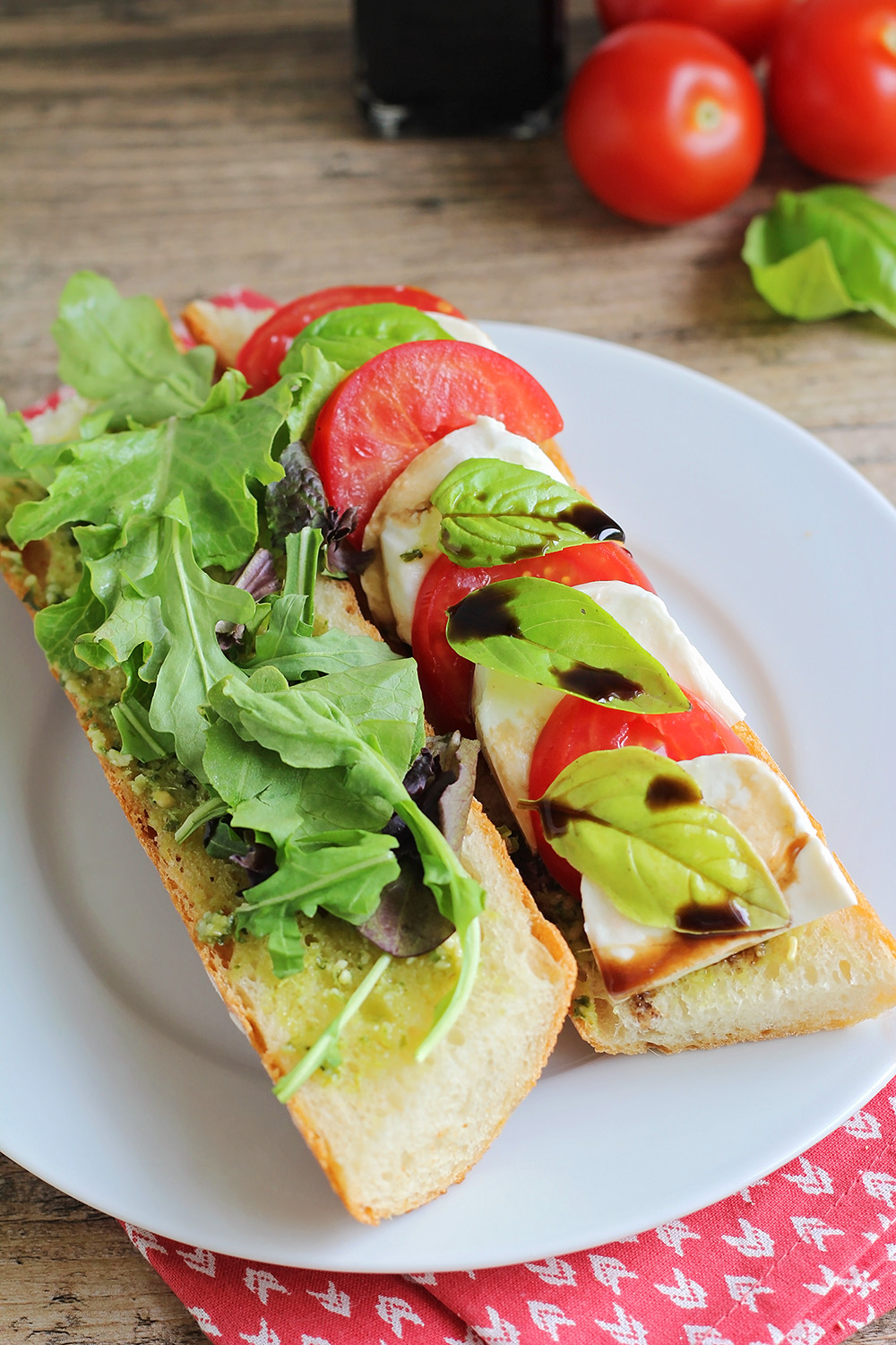This simple and delicious caprese sandwich is so fresh and tasty, and easy to make! 