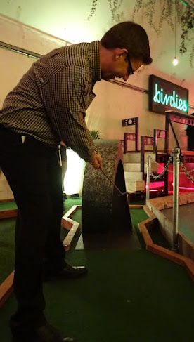 Minigolf in London at Birdies Crazy Golf Club