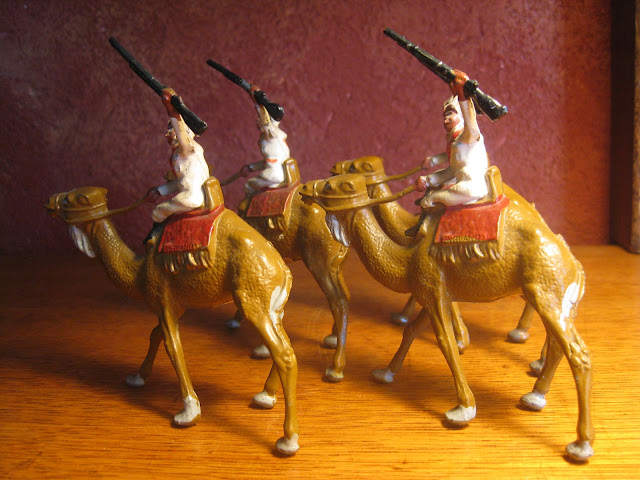 Soldat Mehariste En Plomb - CBG Ancien, Figurine Collection, Made In France
