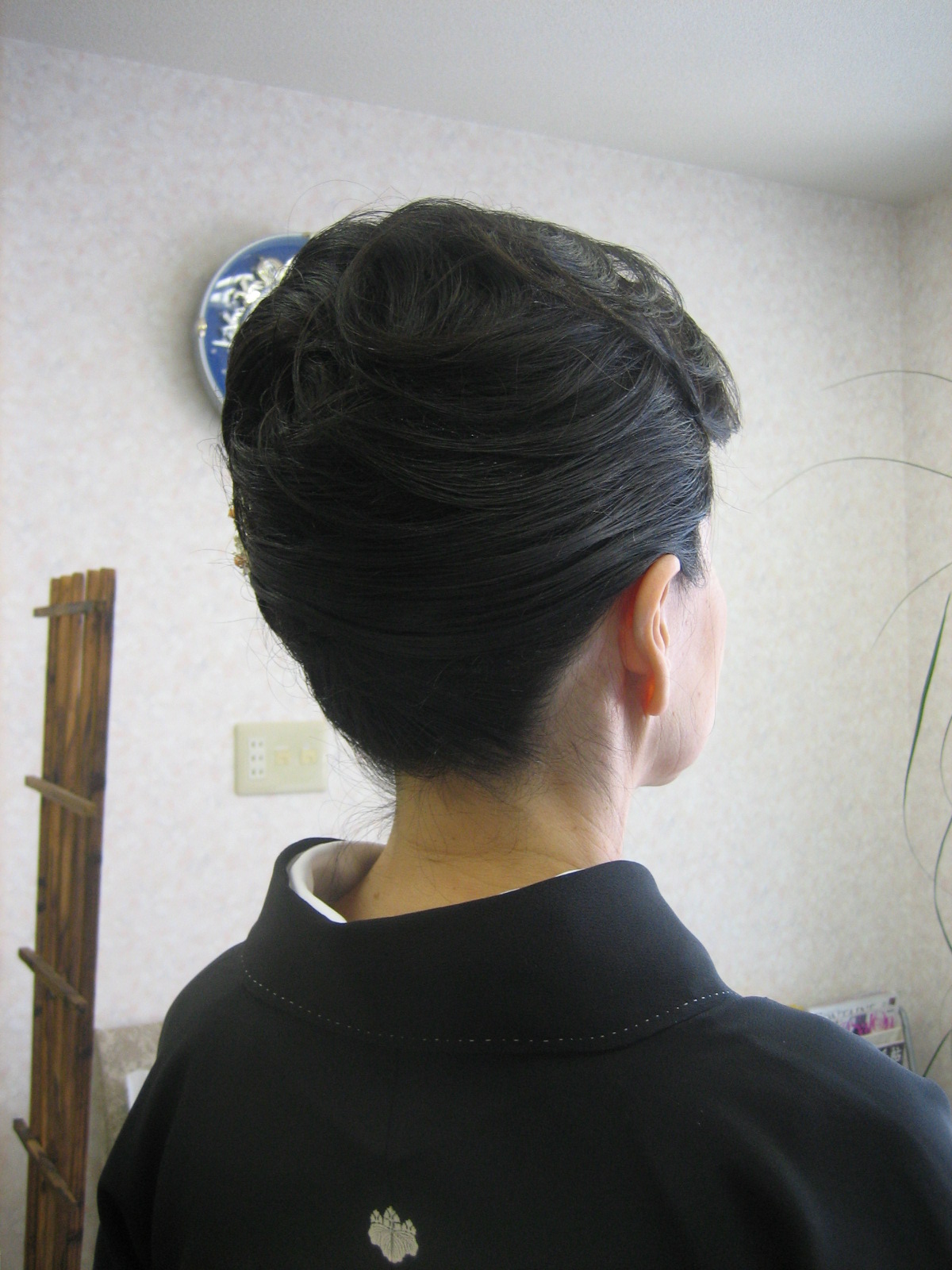 心に強く訴える 50 代 黒留袖 髪型 前髪おろす 最高のヘアスタイルのアイデア