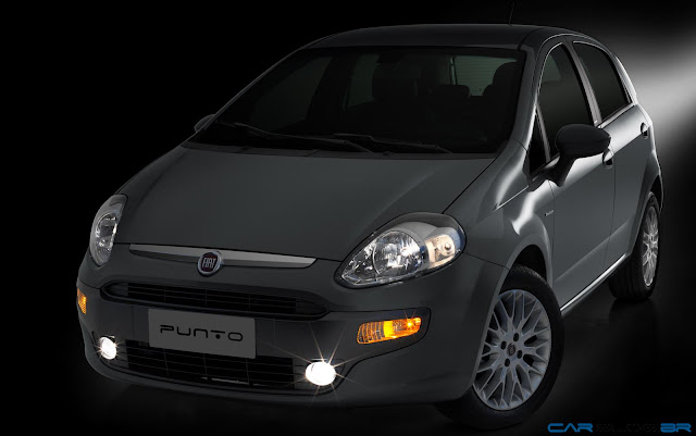 Fiat Punto Essence 1.6 16V 2013 - iluminação externa dianteira