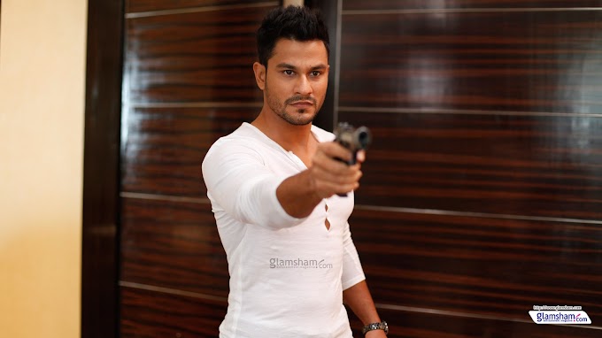 Bhaag Johnny 2015 Movie Full Star Cast Crew Story Release Date Budget Info Kunal Khemu Zoa Morani The stunts are decent as well. bhaag johnny 2015 movie full star cast