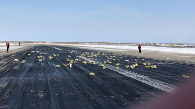 Απίστευτο περιστατικό που κάνει το γύρο του κόσμου! Τρεισήμισι τόνοι χρυσού έπεσαν από αεροπλάνο στην Ρωσία! (ΒΙΝΤΕΟ)