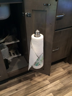 Winnebago Fuse Paper Towel Holder