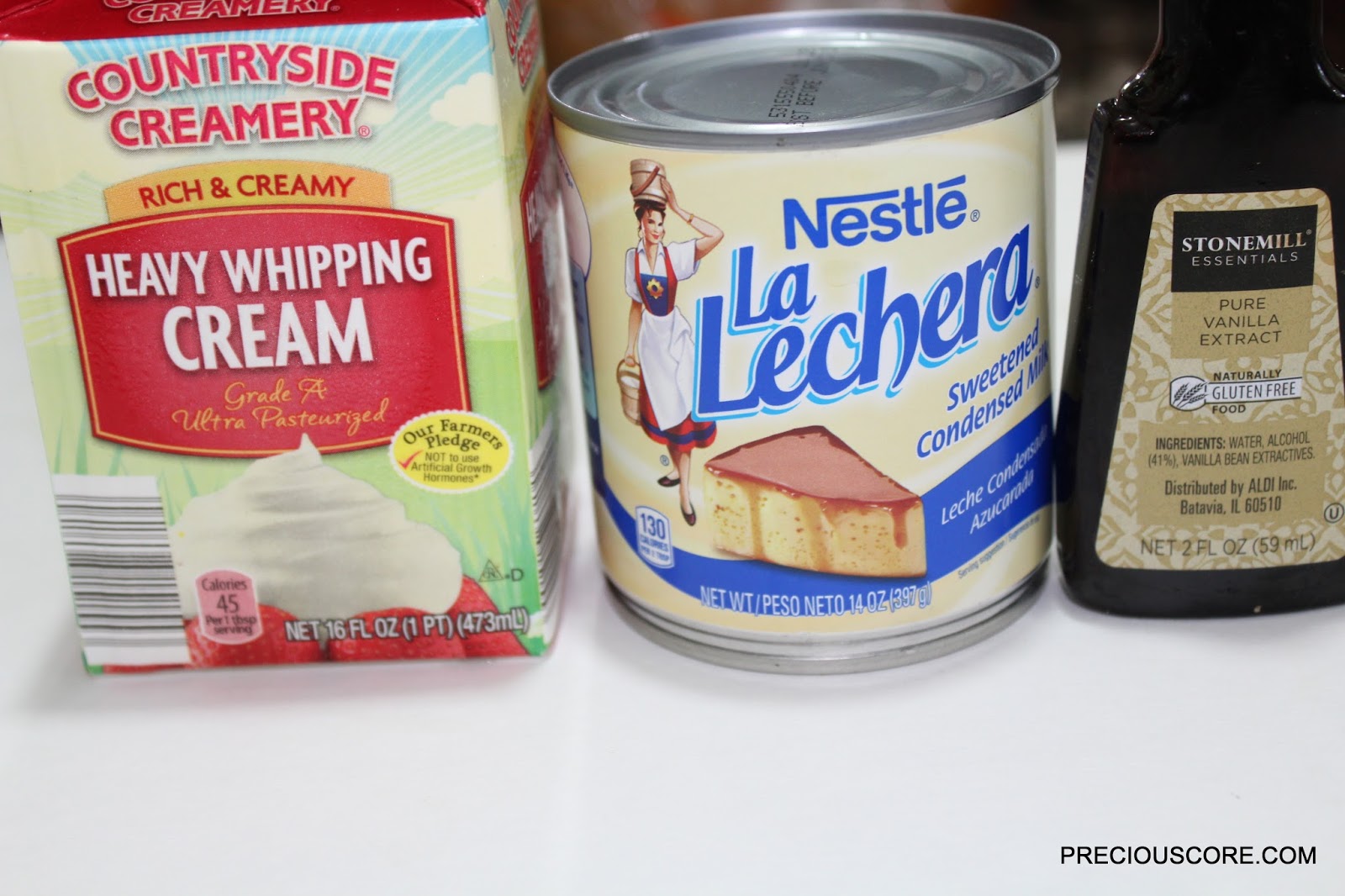 ingredients for simple vanilla ice cream