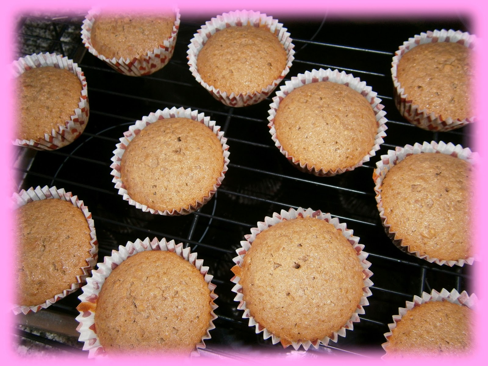 LULU'S SWEETS IN BARCELONA CUPCAKES HI HAT CON MUFFIN DE GALLETA MARÍA