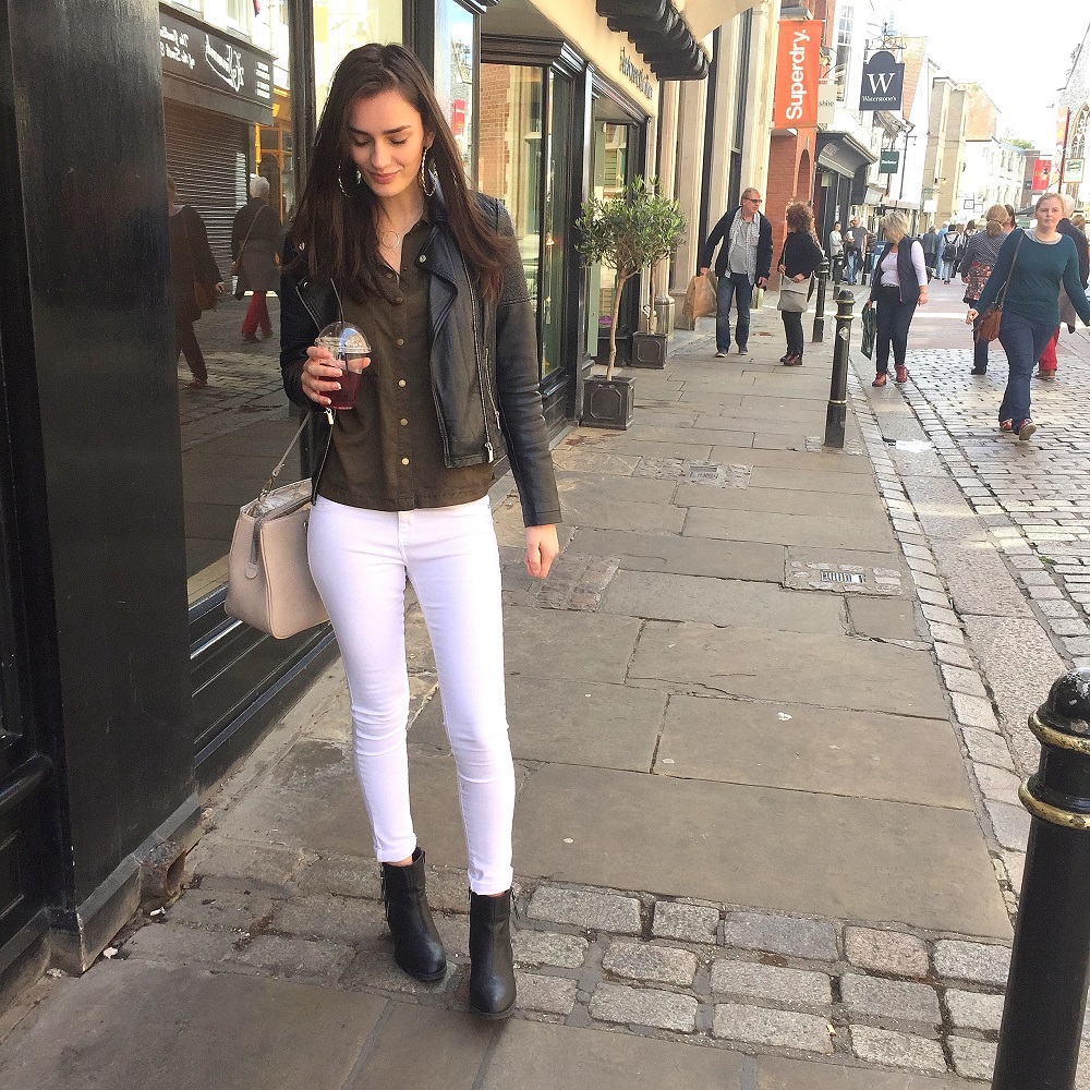 peexo-fashion-blogger-wearing-leather-jacket-khaki-shirt-white-river-island-jeans