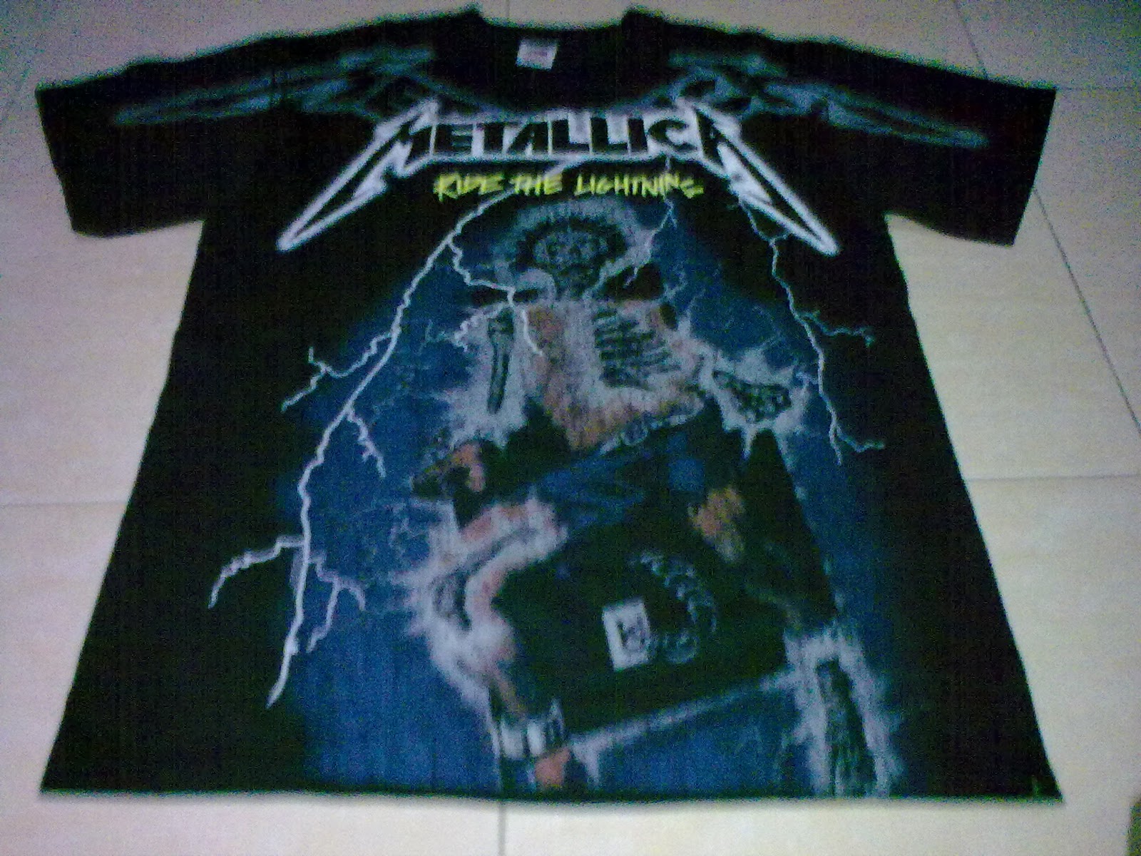 GARAGE 'eM Shop: Metallica T- Shirt - Ride The Lightning All Over Print ...