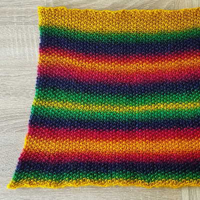 Knitting and so on: Rainbow Pearls Cowl