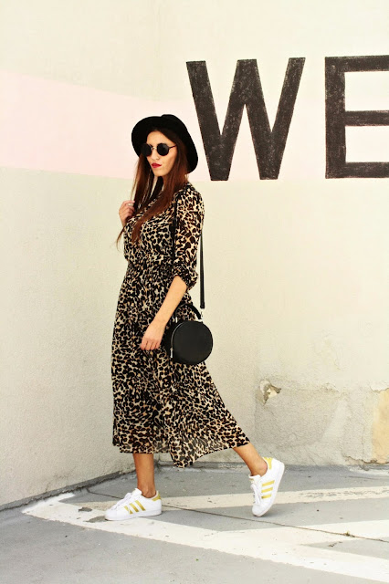 look5.JPG