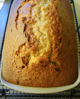 Saftiger Orangen-Marzipan-Kuchen