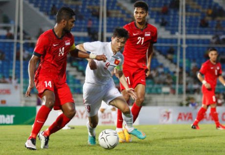 Thắng đậm Singapore, Hữu Thắng muốn chạm chán Myanmar - Ảnh 1 Thang dam Singapore, Huu Thang muon cham chan Myanmar - Anh 1