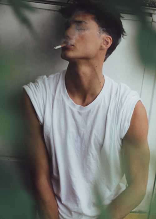 صور شباب يدخن سيجارة 2018 كبرياء رجل يدخن 2019 Exclusive Photo Man Smoking Cigarette