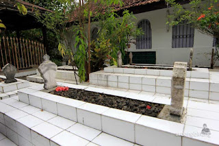 makam kyai haji abdul malik kedung paruk