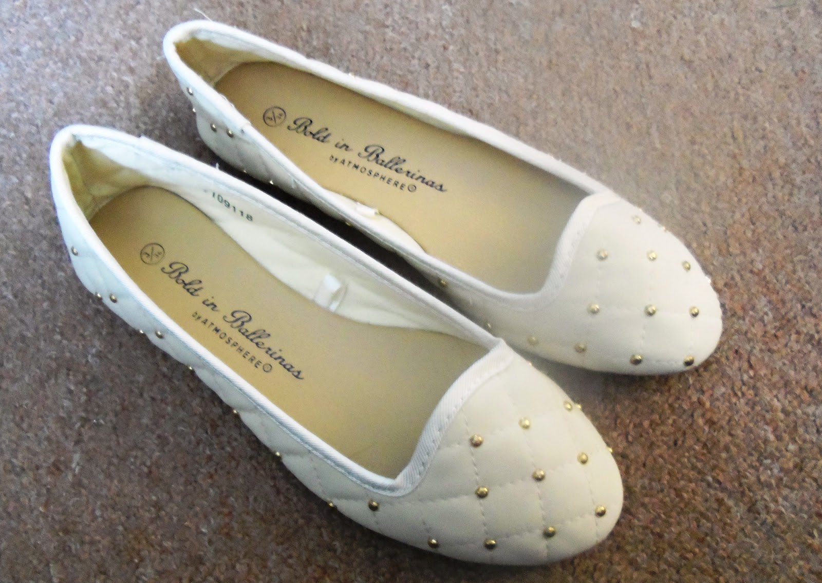 Flat Shoe Love | Buttons and Bows X