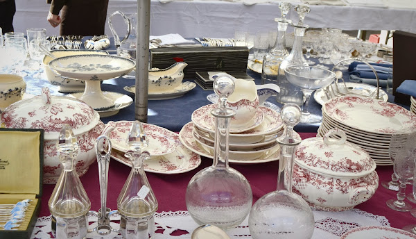 vajillas y objetos vintage para la mesa