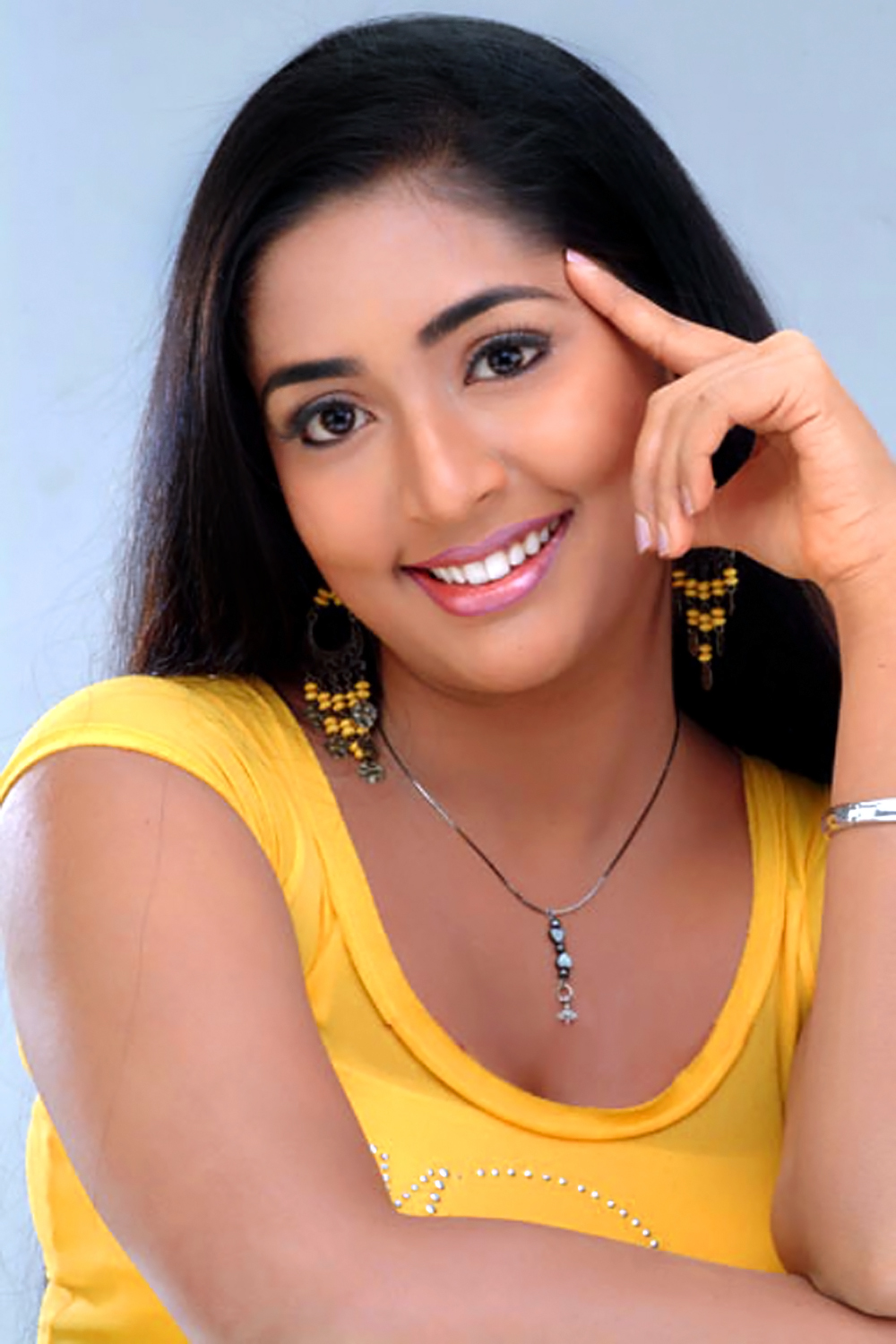 Navya Nair Actress Photo Gallery