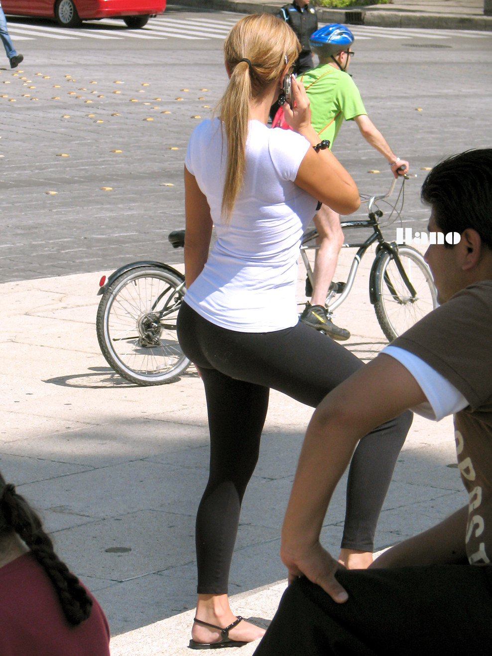 Perfect Ass In Lycra Divine Butts Candid Milfs In Public
