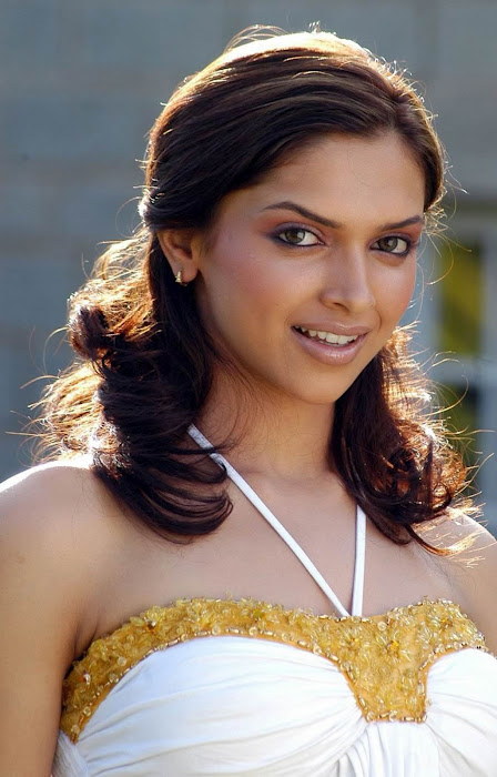 Deepika+Padukone+(8).jpg